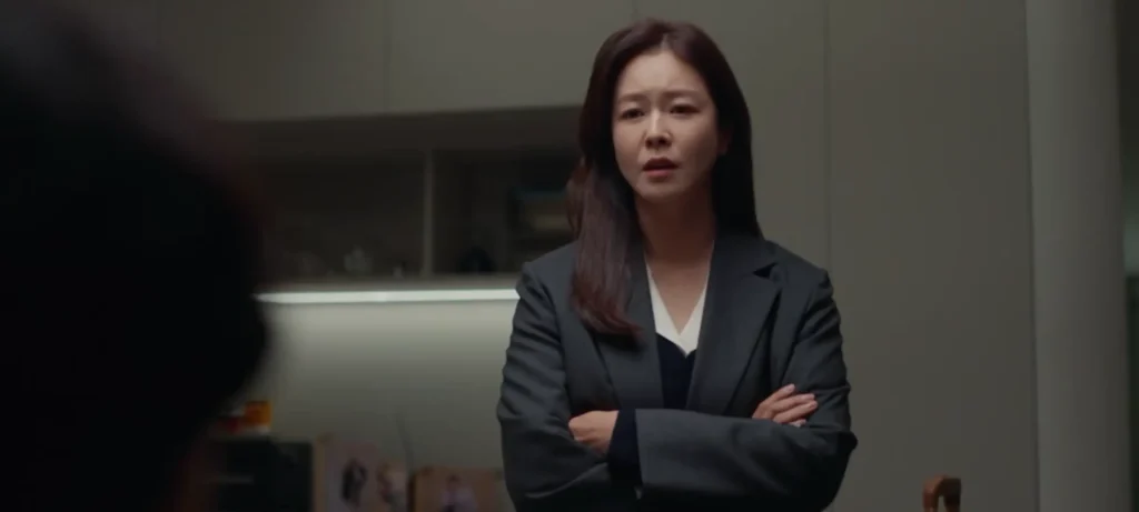 Oh My Ghost Clients Ep 1 Hindi Recap: A Thrilling Start 5 Oh My Ghost Clients Ep 1 Hindi Recap