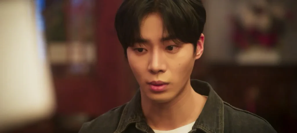 Head over Heels K-Drama Episode 1 Thrilling Hindi Recap 4 Head over Heels K-Drama Episode 1 Hindi Recap