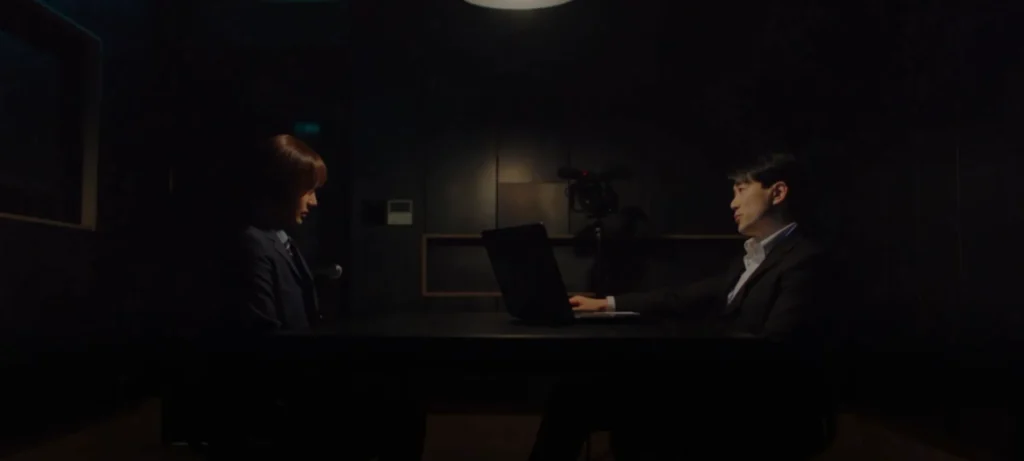 Bitch x Rich Season 2 Episode 1 Hindi Recap 2 Bitch x Rich Season 2 Episode 1 Hindi Recap