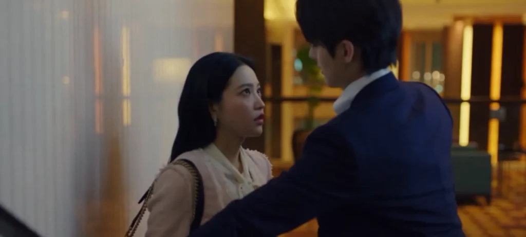 Bitch x Rich Season 2 Episode 2 Hindi Recap 4 Bitch x Rich Season 2 Episode 2 Hindi Recap