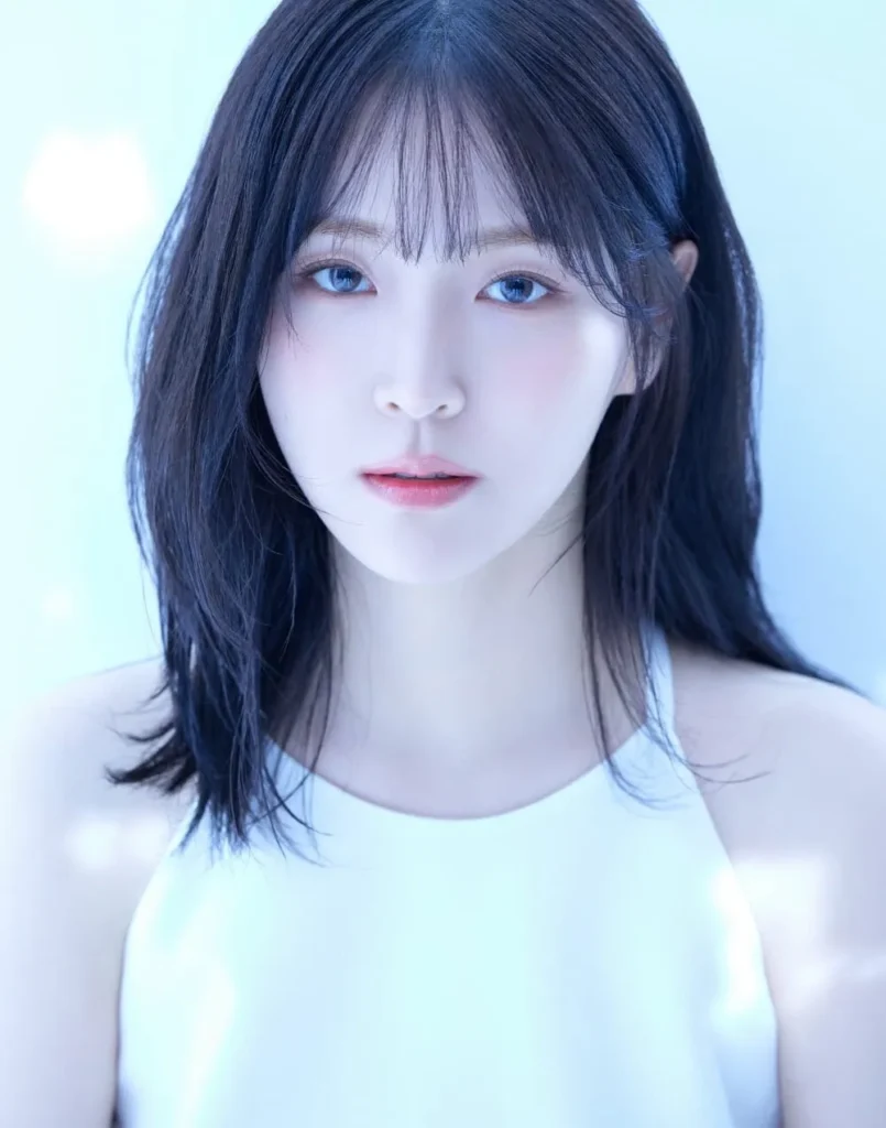 Kim Ji-eun Joins Kim Hee-ae in Bold New K-Drama 'Gold Digger'.