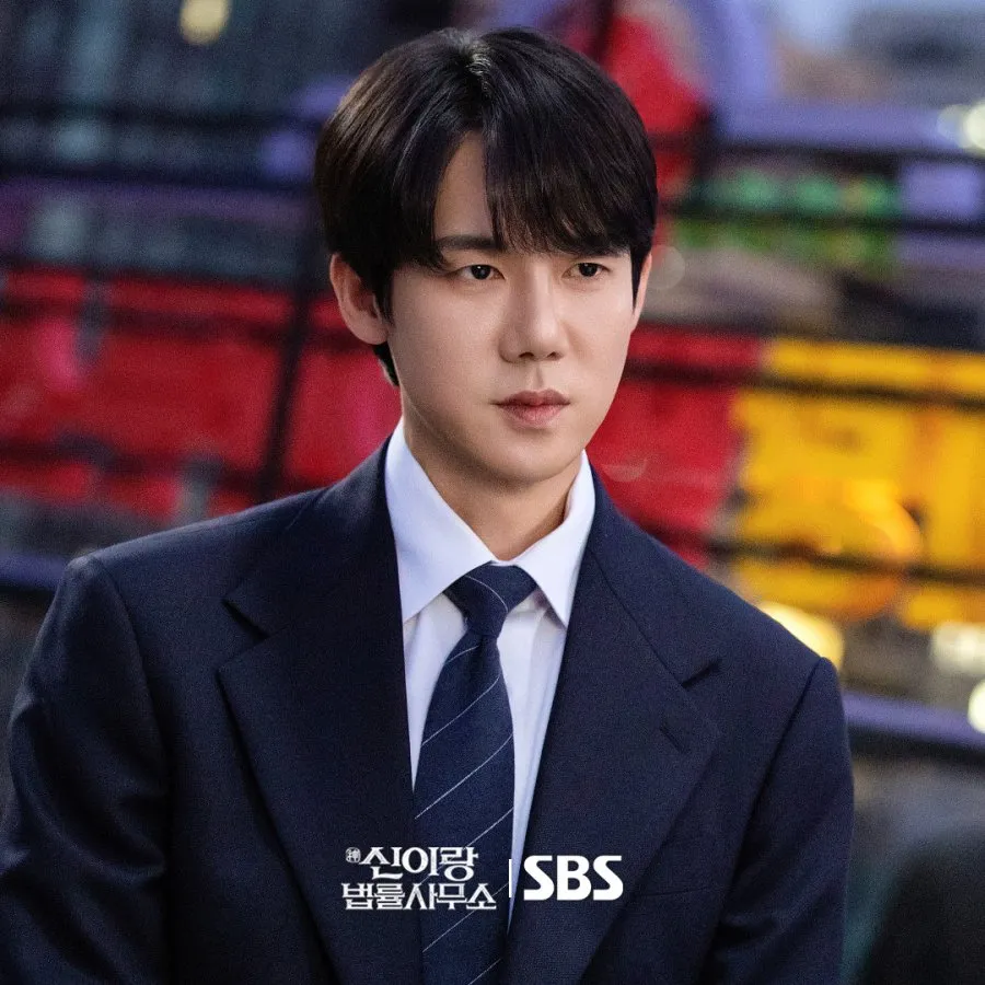 Phantom Lawyer K-Drama Episode 1 Release Date and Time In India 12 Phantom Lawyer - Yoo Yeon Seok